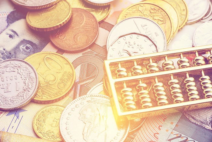 日銀はYCCの微調整で円安に耐える